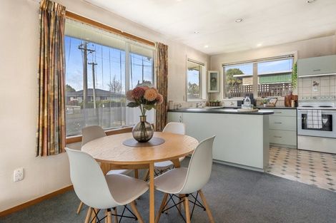 Photo of property in 9 Colesbury Street, Bishopdale, Christchurch, 8053