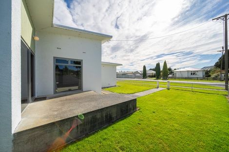 Photo of property in 6 Helena Street, Lumsden, 9730