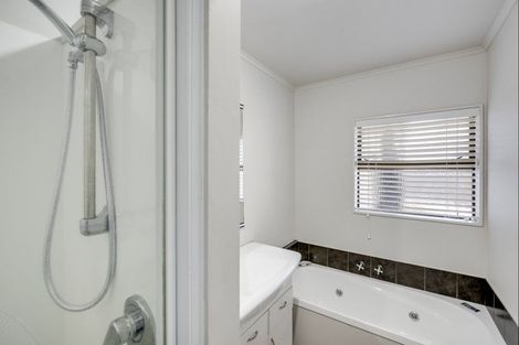 Photo of property in 8 Mission Road, Greenmeadows, Napier, 4112