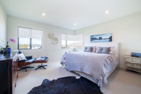 Photo of property in 17 Gordon Stanley Drive, Massey, Auckland, 0614