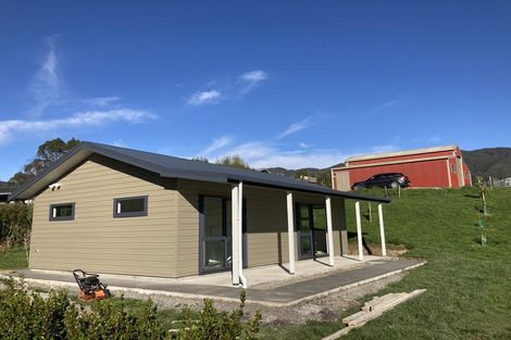 Photo of property in 167c Parkes Line Road, Maymorn, Upper Hutt, 5018
