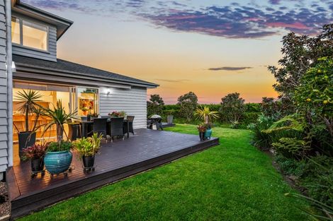 Photo of property in 64 Kaipara Portage Road, Riverhead, 0820