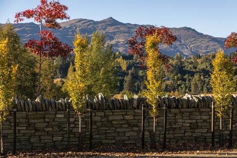 Photo of property in 111 Fitzpatrick Road, Dalefield, Queenstown, 9371