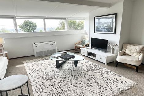 Photo of property in 36 Rangatira Road, Birkenhead, Auckland, 0626