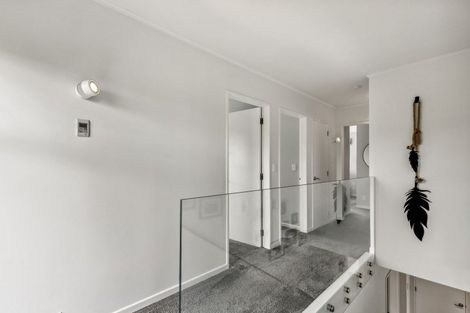 Photo of property in 35 Raumati Terrace, Khandallah, Wellington, 6035