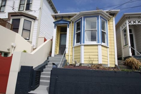 Photo of property in 104 Wallace Street, Mount Cook, Wellington, 6021