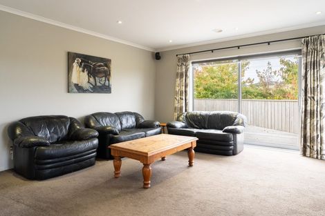 Photo of property in 178 Mark Avenue, Grenada Village, Wellington, 6037