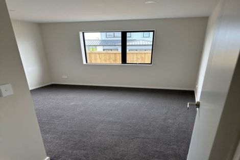 Photo of property in 6 Rorotu Avenue, Karaka, 2113