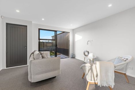 Photo of property in 3 Tieke Lane, Halswell, 8025