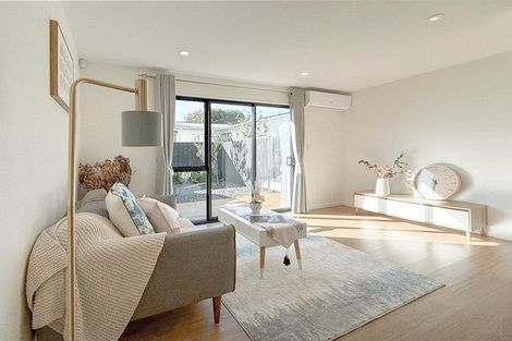 Photo of property in 5/17 Rewarewa Road, Te Atatu Peninsula, Auckland, 0610