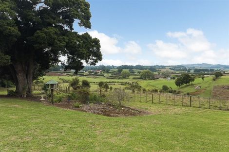 Photo of property in 35 Bald Hill Road, Waiuku, Pukekohe, 2678