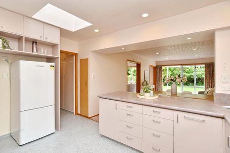 Photo of property in 16 Larch Place, Casebrook, Christchurch, 8051