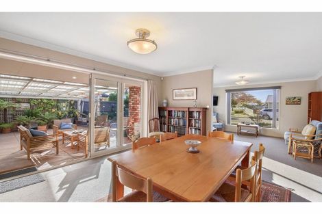 Photo of property in 15 Elm Drive, Rangiora, 7400