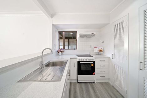 Photo of property in 82a Edgecumbe Road, Tauranga, 3110