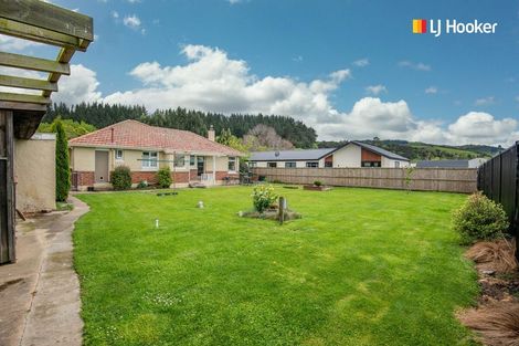 Photo of property in 25 Mountfort Street, Outram, 9019