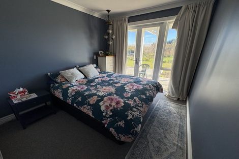 Photo of property in 21 Kristin Place, Manakau, Levin, 5573