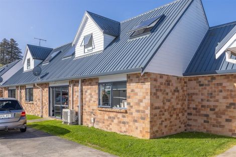 Photo of property in 8 Inverness Avenue, Hamilton East, Hamilton, 3216