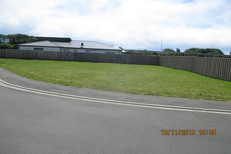 Photo of property in 1 Karos Lane, Northwood, Christchurch, 8051