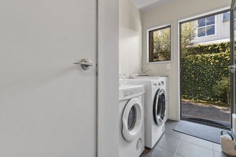 Photo of property in 32 Mount Avenue, Pauanui, Hikuai, 3579