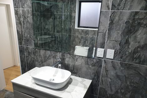 Photo of property in 32 Cooladawson Drive, Flat Bush, Auckland, 2019