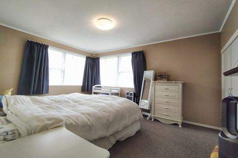Photo of property in 11 Malvina Place, Bucklands Beach, Auckland, 2014