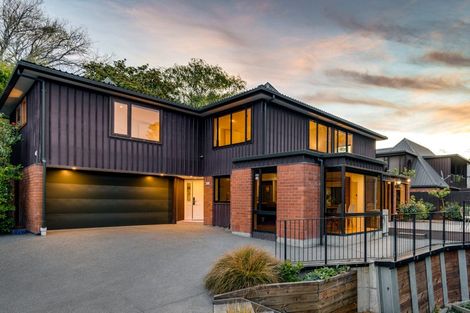 Photo of property in 143 Straven Road, Fendalton, Christchurch, 8014