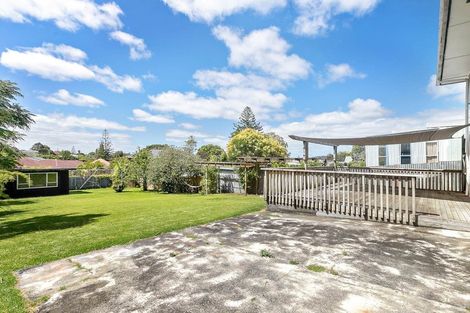 Photo of property in 3179 Great North Road, New Lynn, Auckland, 0600