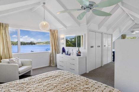 Photo of property in 15 Martin Road, Matakana, Warkworth, 0985