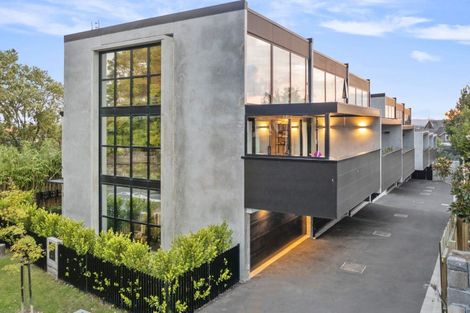 Photo of property in 1/279 Lake Road, Belmont, Auckland, 0622