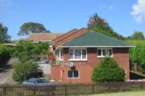 Photo of property in 162 Hutchinson Avenue, New Lynn, Auckland, 0600