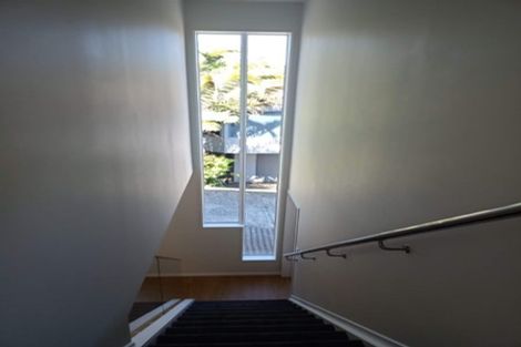 Photo of property in 39a Tui Glen Road, Birkenhead, Auckland, 0626
