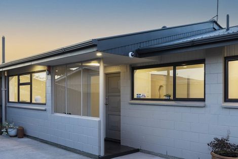 Photo of property in 10 Westerleigh Street, Bishopdale, Christchurch, 8053