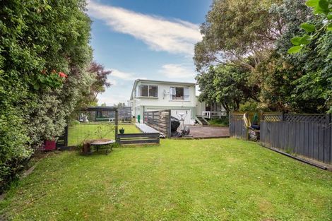 Photo of property in 8 Pennant Grove, Titahi Bay, Porirua, 5022