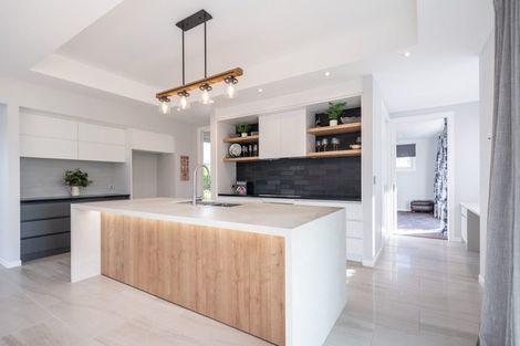 Photo of property in 1 Moemoea Place, Cambridge, 3434