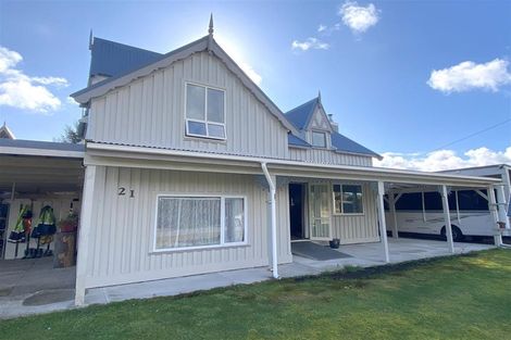 Photo of property in 21 Greenstone Road, Kumara, 7832