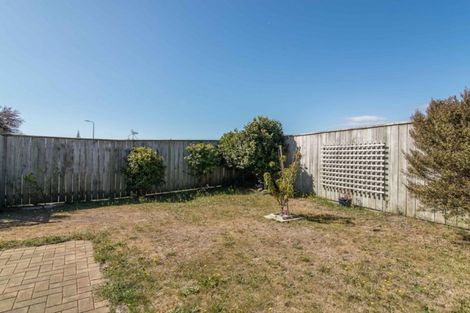 Photo of property in 139 Guildford Drive, Paraparaumu Beach, Paraparaumu, 5032