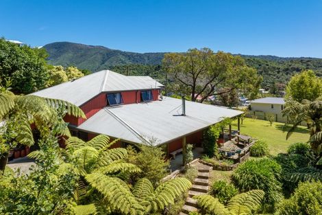 Photo of property in 20 Lincoln Street, Picton, 7220