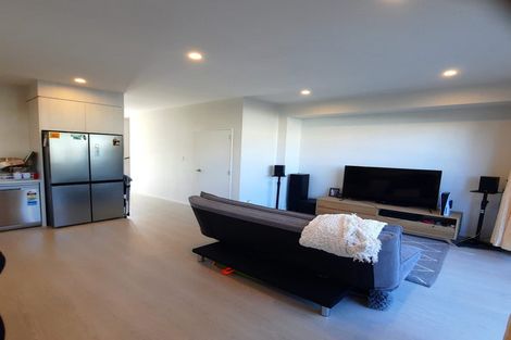 Photo of property in 69b Astley Avenue, New Lynn, Auckland, 0600