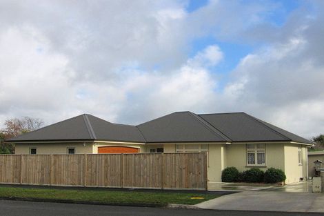 Photo of property in 18a Franklin Avenue, Hokowhitu, Palmerston North, 4410