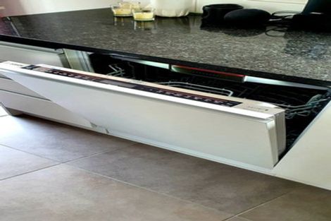 Photo of property in 10/206 Salisbury Street, Christchurch Central, Christchurch, 8013