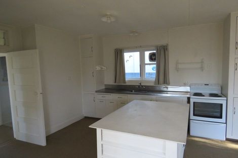 Photo of property in 122 Mcmurdo Street, Tinwald, Ashburton, 7700