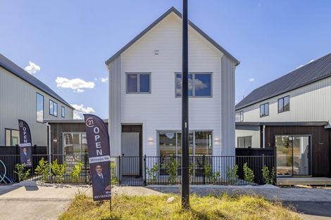 Photo of property in 2 Kartolina Crescent, Kumeu, 0810