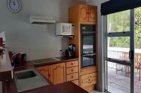 Photo of property in 159 Oakura Road, Oakura, Hikurangi, 0184