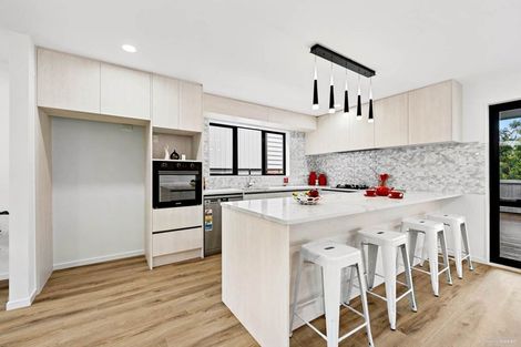 Photo of property in 7 Liban Place, Massey, Auckland, 0614