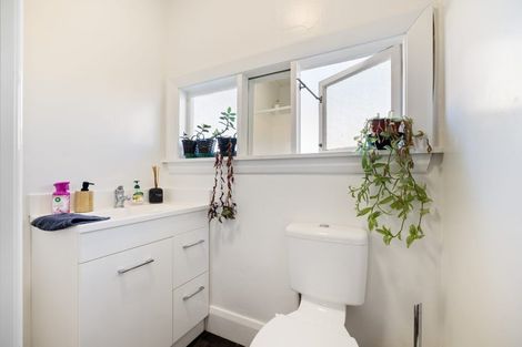 Photo of property in 162 Clarence Street, Riccarton, Christchurch, 8011