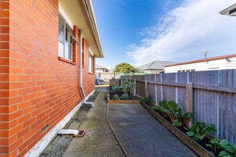 Photo of property in 207 Oxford Street, South Dunedin, Dunedin, 9012