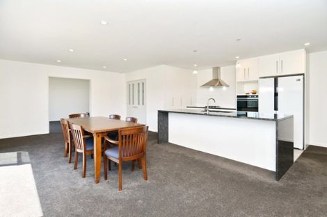 Photo of property in 123 Rannoch Drive, Broomfield, Christchurch, 8042