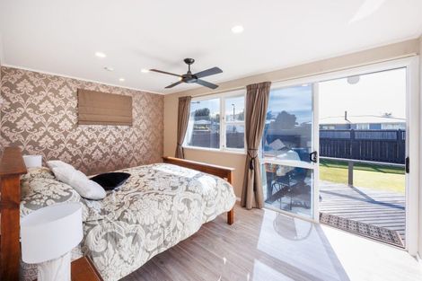 Photo of property in 40 Sutherland Crescent, Westbrook, Palmerston North, 4412