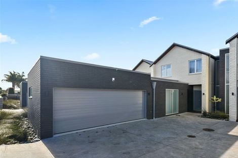 Photo of property in 58u2 Herbert Road, Queenwood, Hamilton, 3210