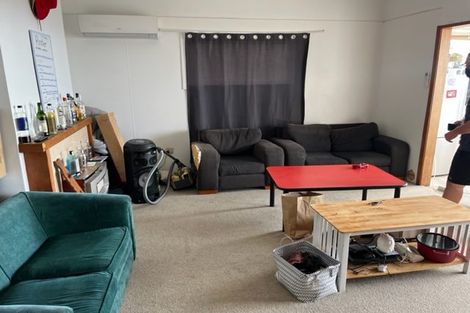 Photo of property in 60 Mortimer Terrace, Brooklyn, Wellington, 6021